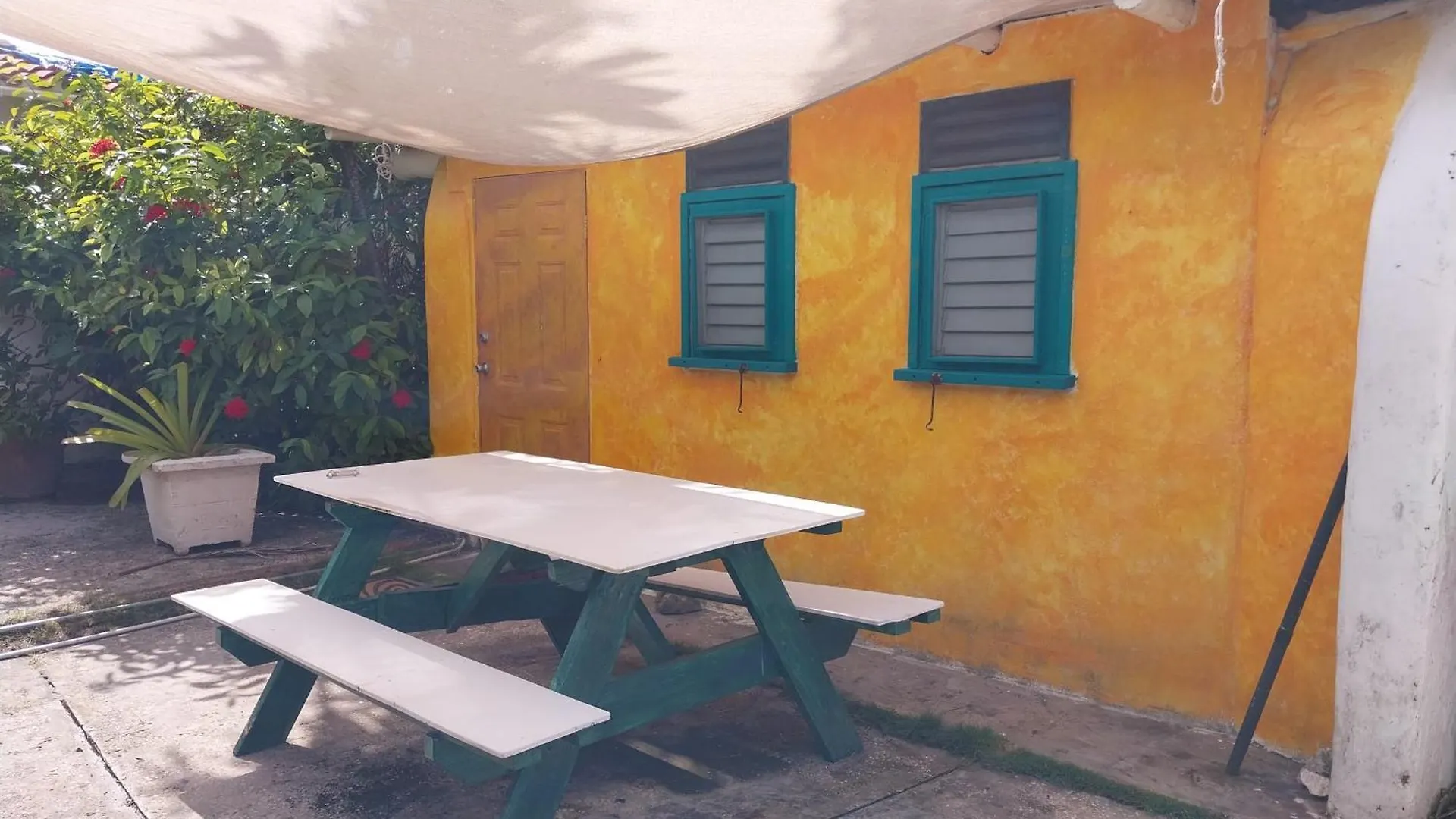 Shambhala Homestays Cottage And Studio Christ Church 0*,  Barbados